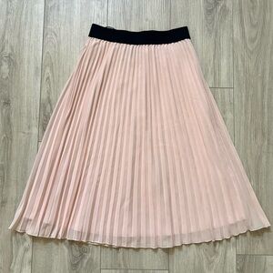 (NEW) DKNY Pink Pleated Skirt